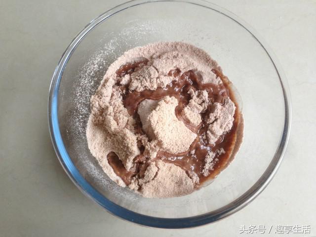 不用烤箱做出来的马卡龙,怎么做马卡龙简单不用牛奶