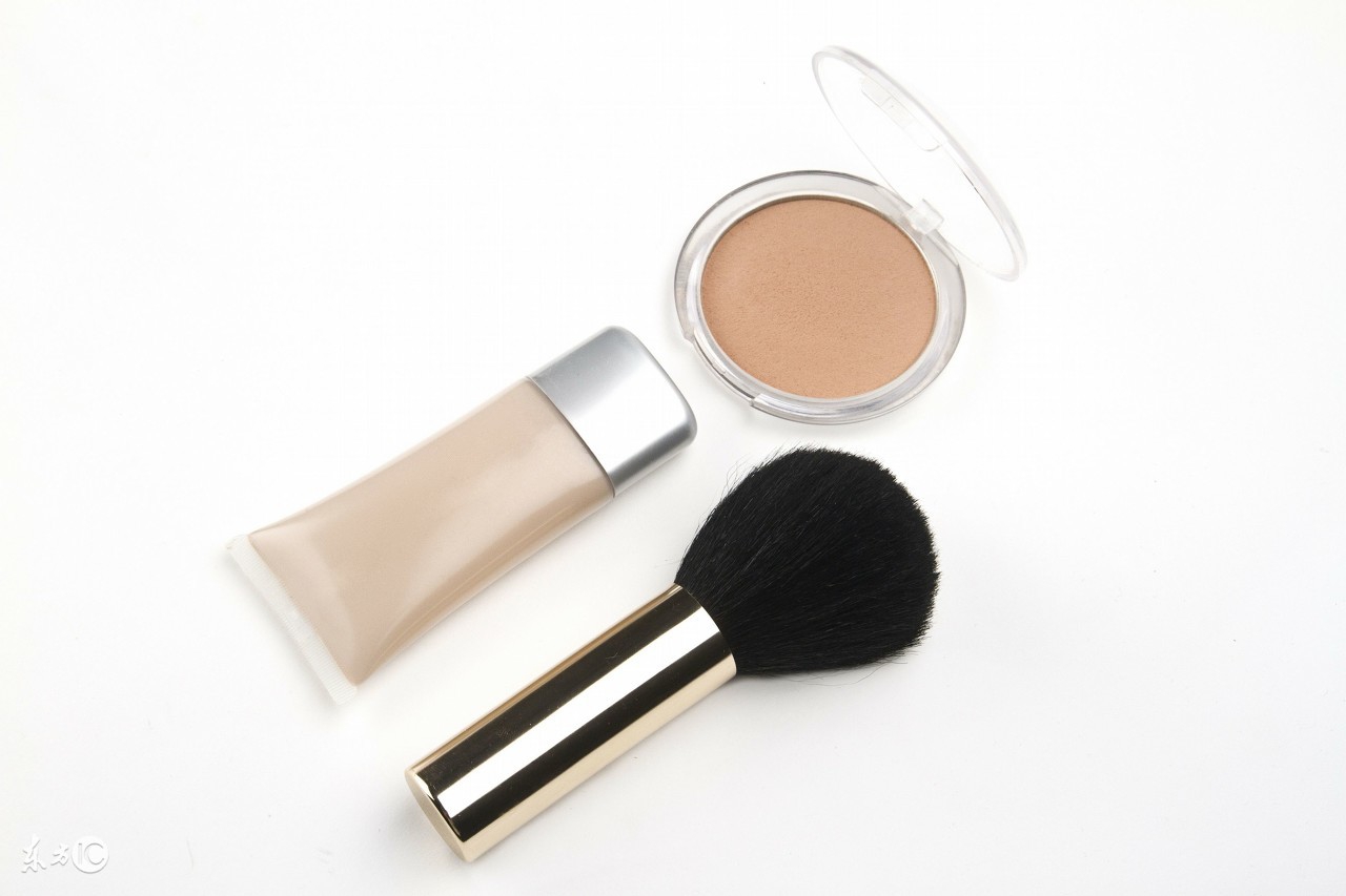 新手想学化妆有没有推荐啊,新手化妆小白需要准备几款化妆刷