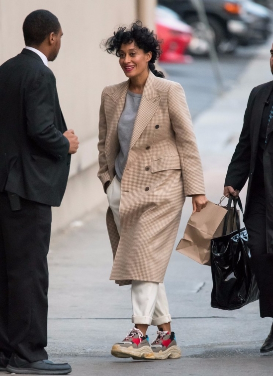 balenciaga巴黎世家t恤麦穗,巴黎世家高阶穿搭