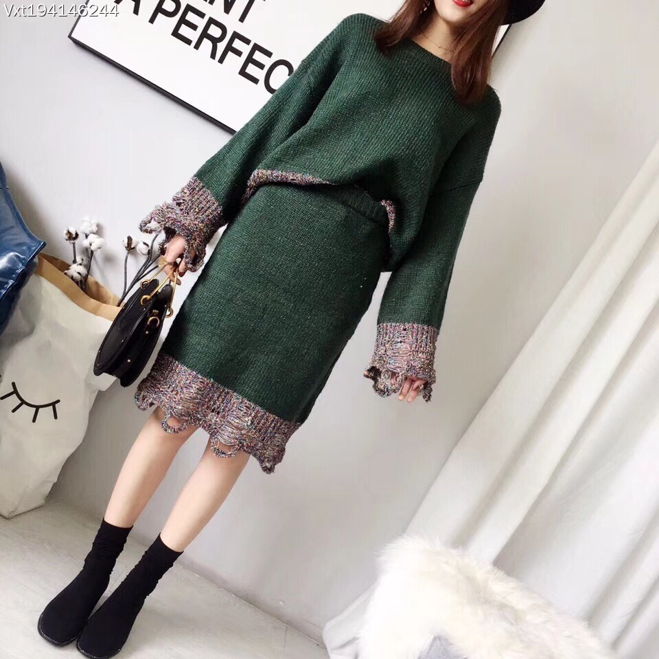 纪梵希毛衣！可男女同款哟，现价只要80