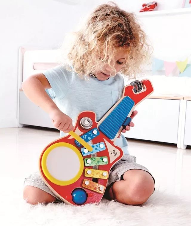 试玩|Hape*合六**一酷炫吉他,给宝宝多彩的音乐启蒙