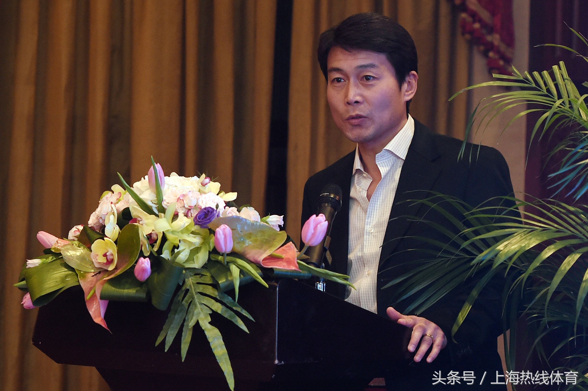 门德斯将运动员培养成体育明星,门德斯视频