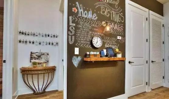 依然裸奔中的大白墙，告别空虚寂寞冷的8种技巧