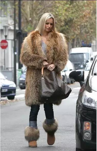 周冬雨雪地靴怎么搭配裤子,谁说雪地靴不好搭配