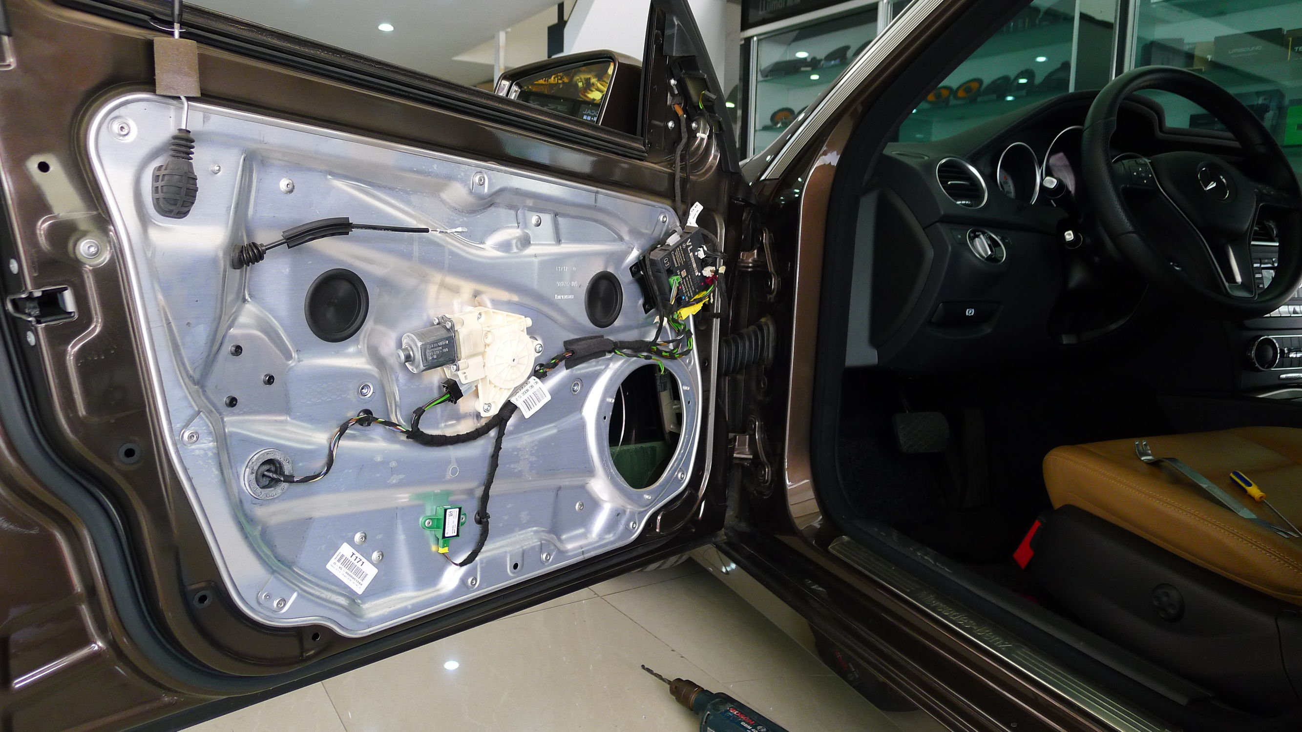 奔驰c200瓦罐旅行,奔驰c200瓦罐新款