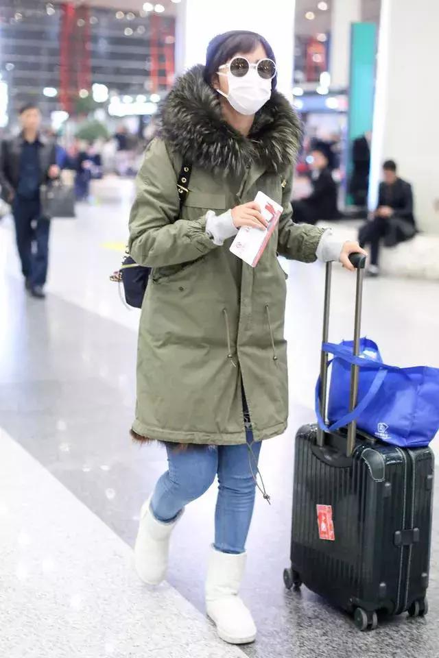 周冬雨雪地靴怎么搭配裤子,谁说雪地靴不好搭配