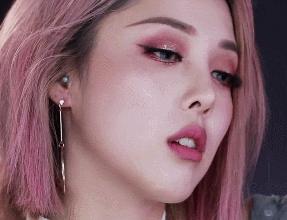 日本发明了发光睫毛，化了这款眼妆同样可以闪闪发亮