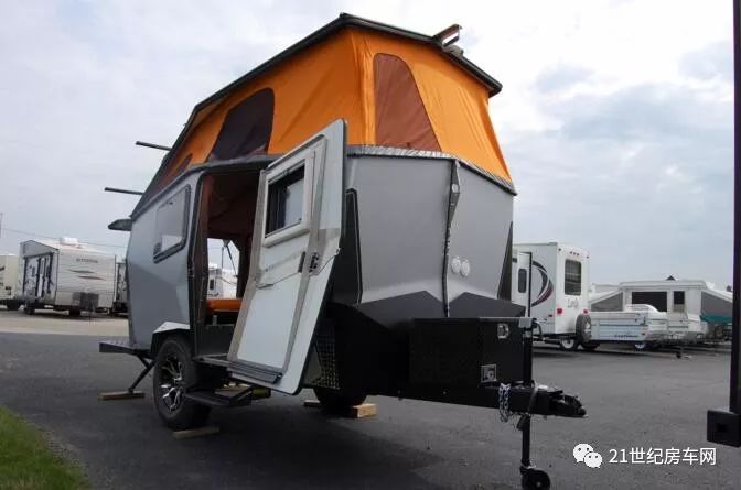 拖挂式房车推荐10万到20万之间 (国内能拖挂国外的房车)