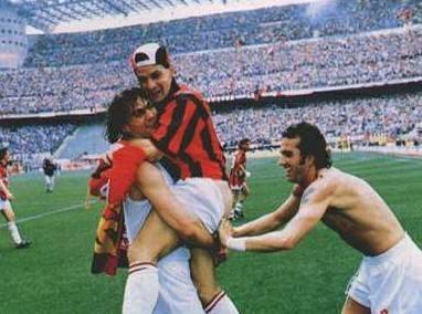 1998至1999赛季米兰夺冠,巴乔在米兰夺冠视频