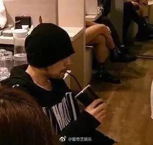 周杰伦等你下课with杨瑞代,等你下课是周杰伦写给谁的