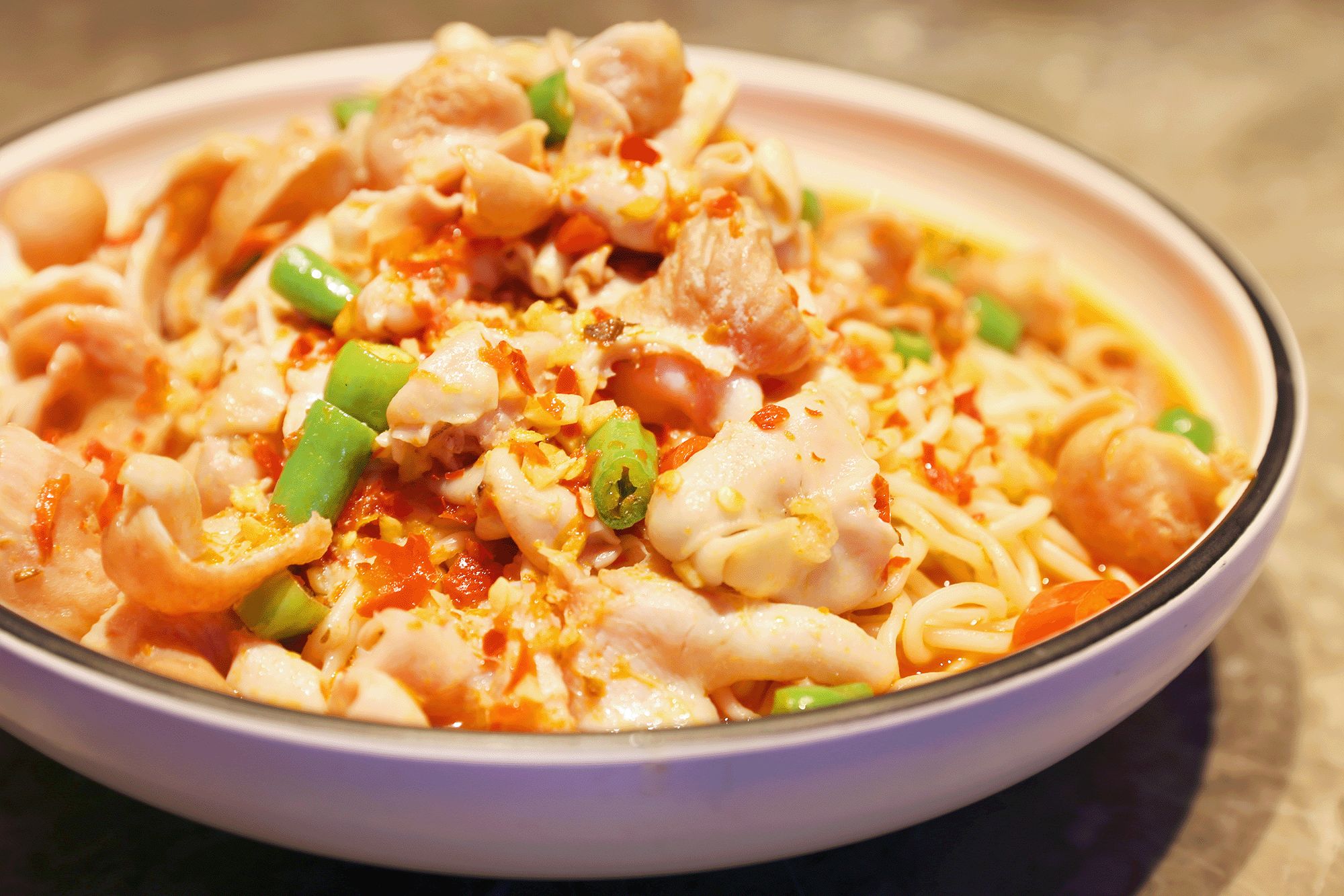 弘阳广场济南老板恋上鱼,济南老板恋上鱼价格