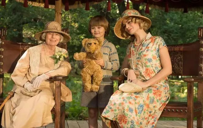 小熊维尼让全世界人走出了战争伤痛，却唯独给故事原型带来了伤害