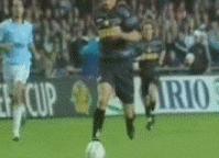 足球技术最好的球星,各个足球球星招牌绝技