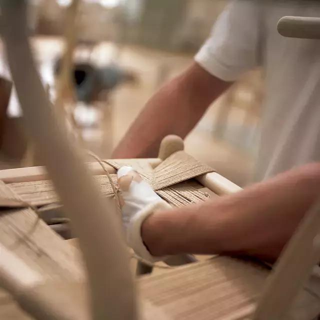 满世界都在山寨它，这把椅子凭什么成为大师最经典的传世之作？