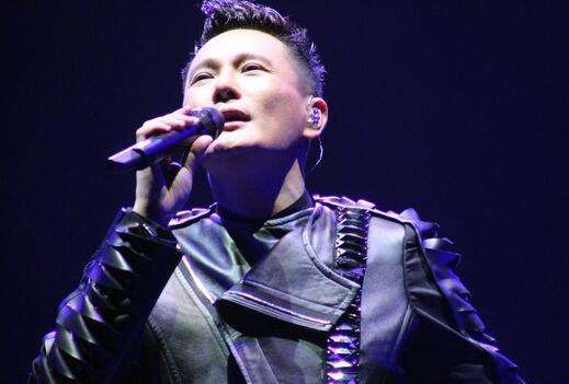 我的人生因张信哲的“爱如潮水”而改变!致自己的音乐梦!