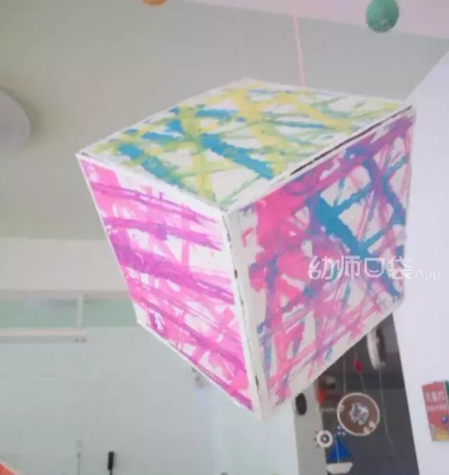 幼儿园废旧纸箱走廊环创吊饰双面,用废旧物品做关于冬天的手工吊饰