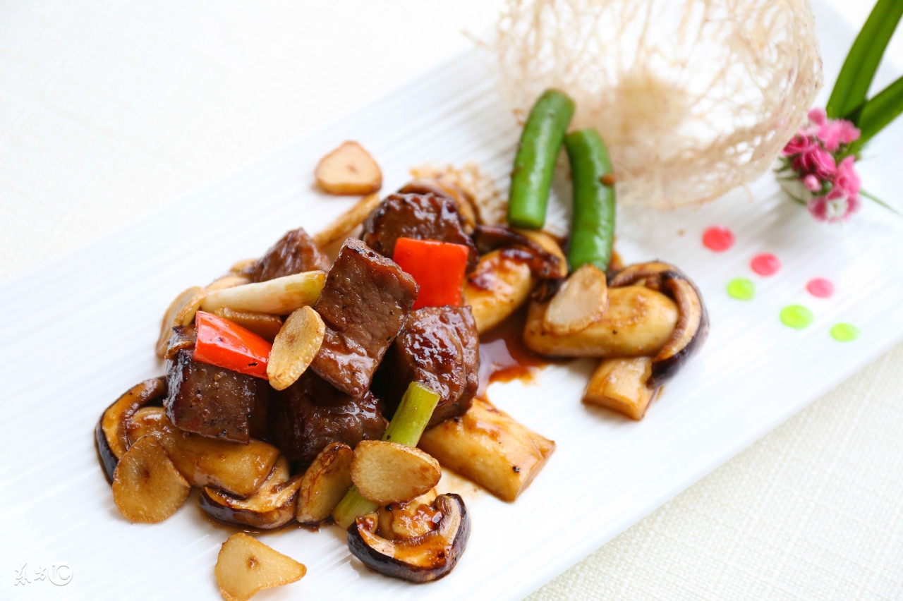 大棚致富新模式,一年创收3万元的农业项目