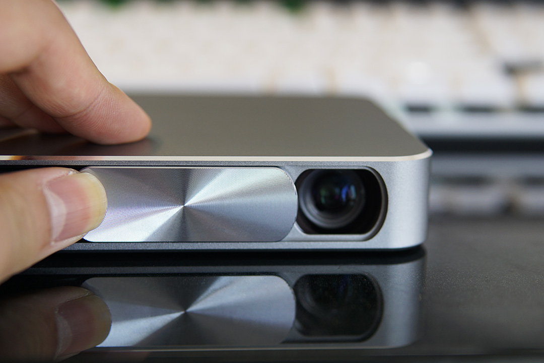 极米newz4air用什么投影幕,极米newz4air投影仪恢复出厂设置