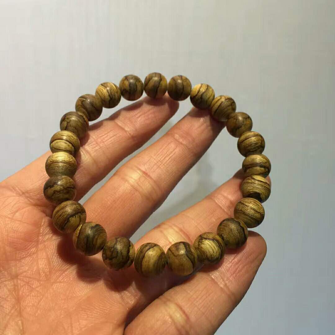 加里曼丹沉香手串有什么寓意,加里曼丹沉香108颗手串怎么搭配