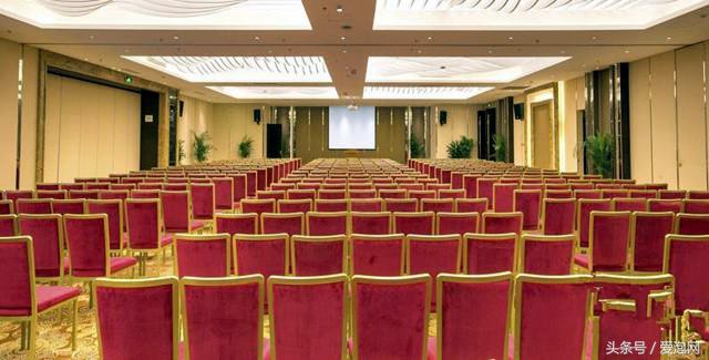 顶级豪华温泉水乐园,顶级温泉度假酒店大厅