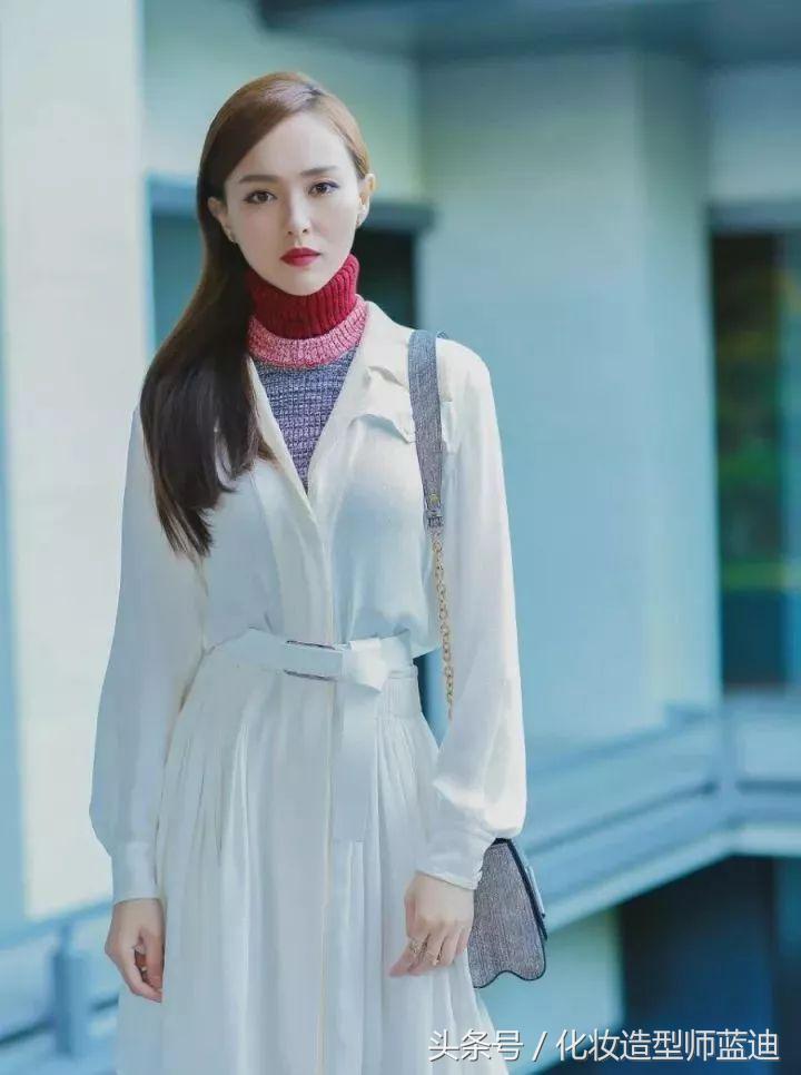 男士圆领毛衣衬衫正确穿法,毛衣衬衫叠穿搭配什么裤子