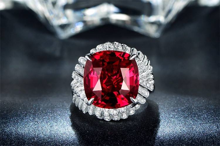 珠宝首饰的几大误区,记住这些保养小秘诀