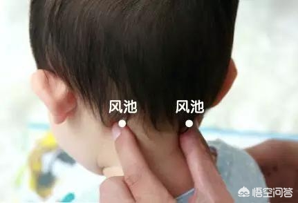 宝宝半夜发烧怎么快速退烧,小儿发烧快速退烧推拿方法