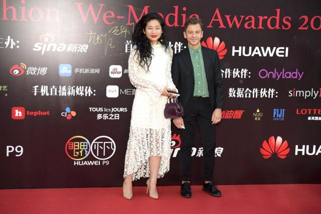 寮犱寒涓浗瓒呮ā瀵煎笀,寮犱寒涓浗瓒呮ā璧扮