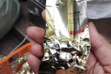 广东的餐厅拿来洗碗的茶可以喝吗,餐厅吃饭喝的茶是什么茶