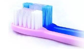 牙龈出血有哪些情况,小孩刷牙牙龈出血什么情况