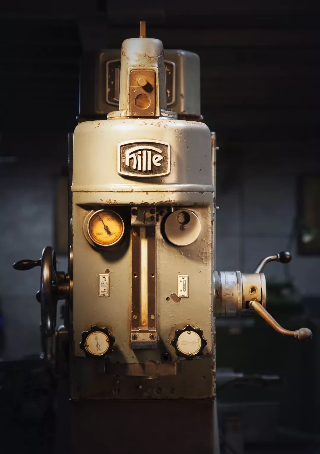 「网信文化」《会说话的机器》之德国精密坐标镗床