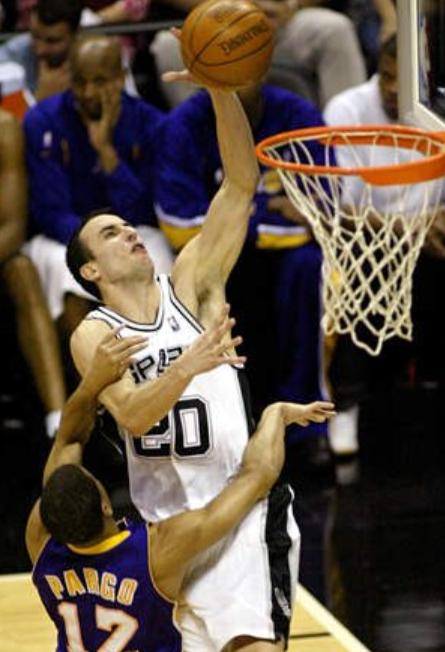 吉诺比利在马刺地位,马刺关键球吉诺比利