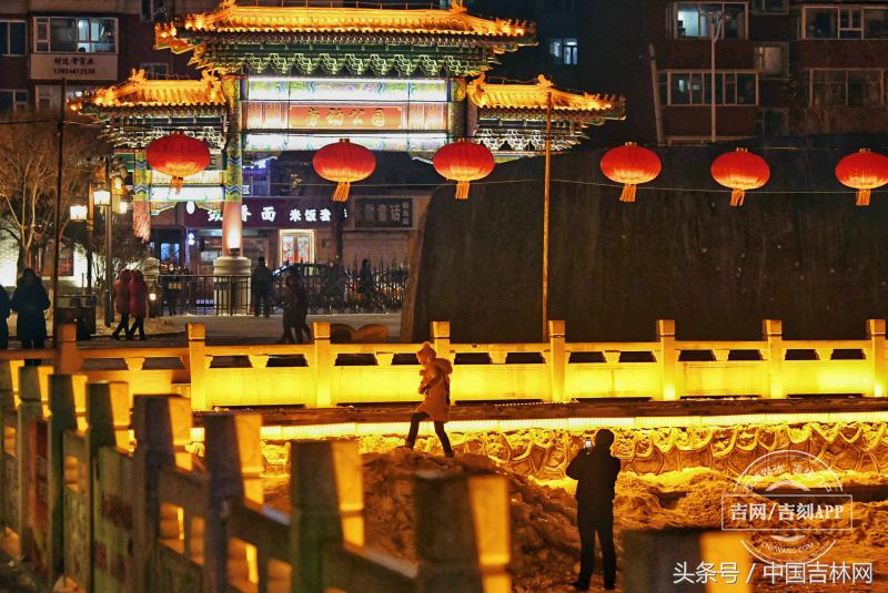 大红灯笼高高挂抖音张灯结彩,大红灯笼广场舞张灯结彩