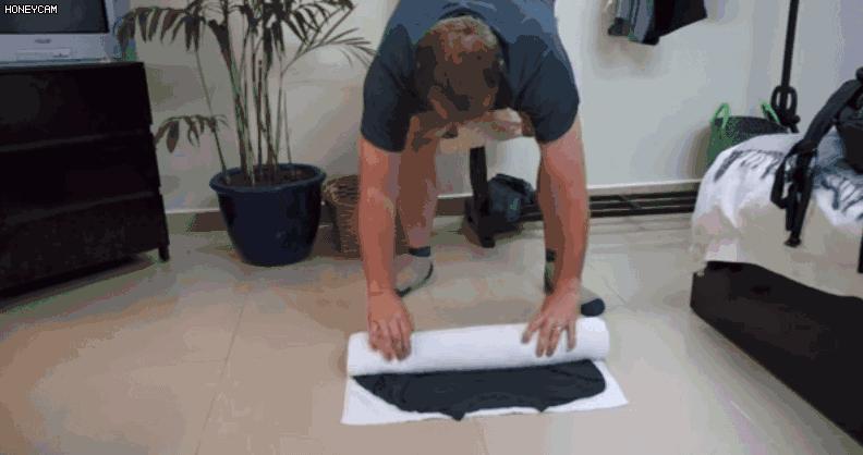 手洗衣服如何快速拧干,怎样洗衣服可以让衣服持久留香