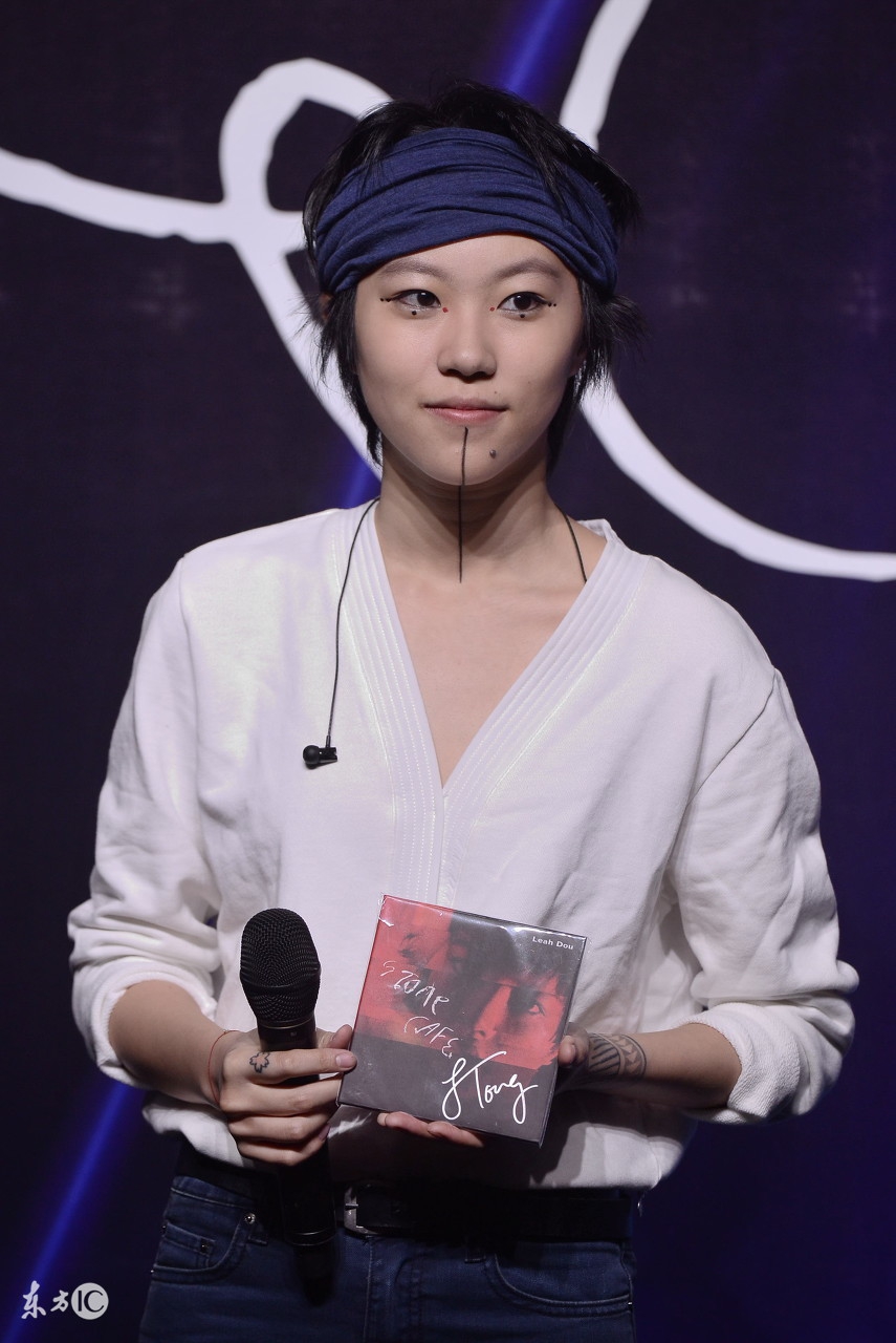 窦靖童写了什么歌,窦靖童唱法