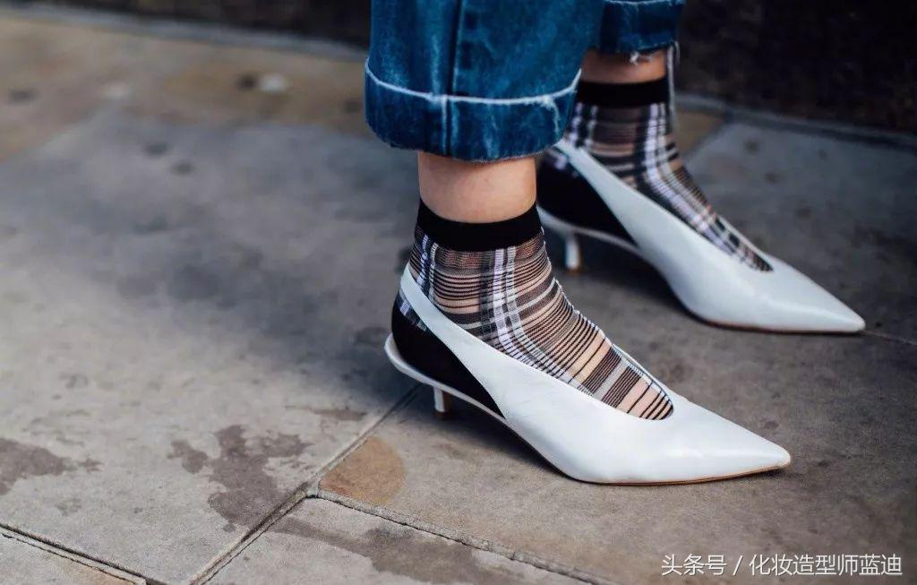 穿高跟鞋穿什么袜子都好看,高跟鞋里穿袜子