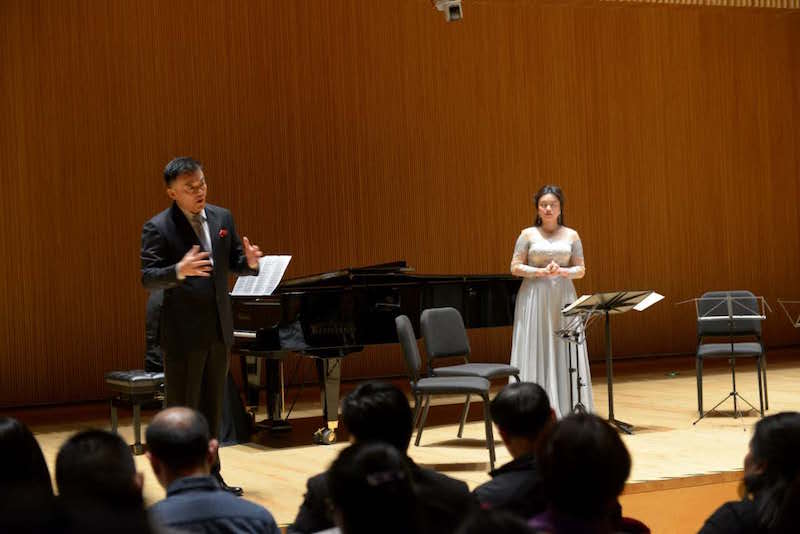 听一听节奏感强的音乐,听一听悠扬的笛声