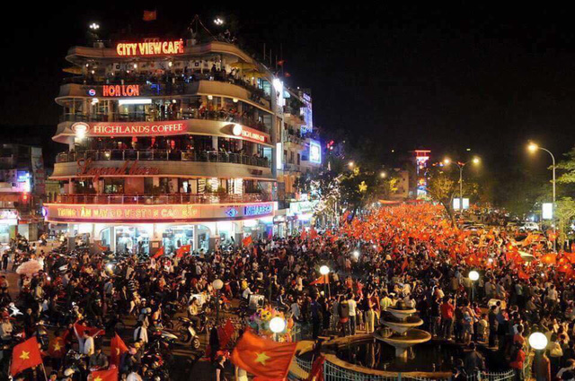 越南创造奇迹,越南欢庆男足