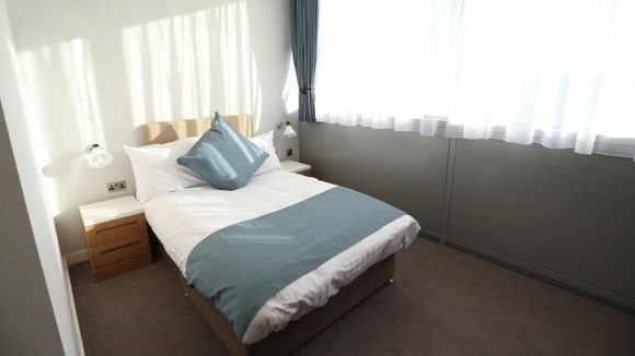 曼城俱乐部有多豪华,曼城超豪华训练基地多大