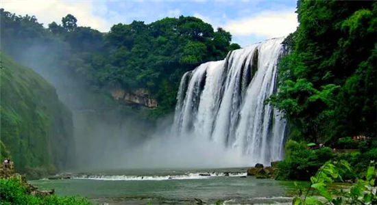 落地自驾云贵黄果树瀑布罗平油菜花元阳梯田西双版纳11日游