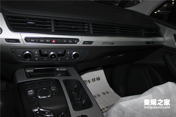 2011年3.0t奥迪q7的油耗是多少,奥迪q73.0t和宝马x53.0t哪个好