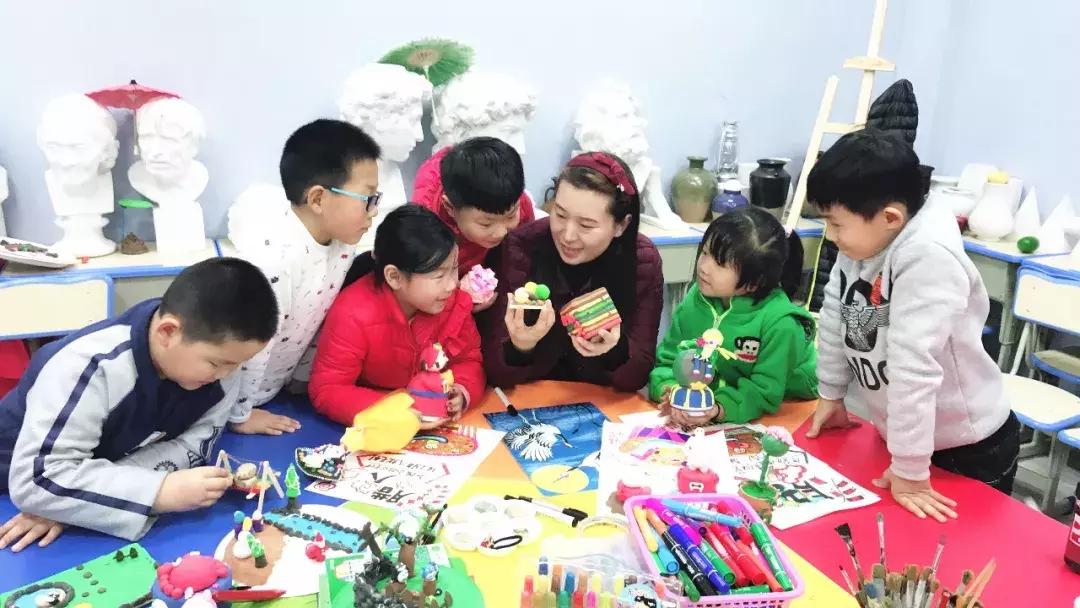 空中足球场，百万架子鼓，专业学前课，幼儿园家长焦虑一站式解决！