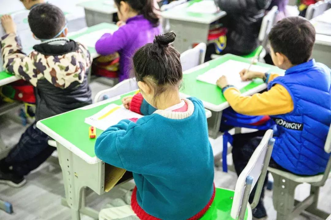 空中足球场，百万架子鼓，专业学前课，幼儿园家长焦虑一站式解决！