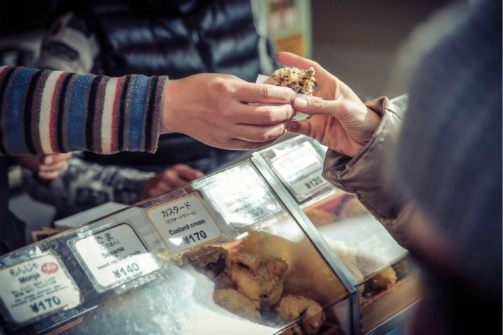 日本跟团游还是自由行省钱,去日本是跟团游还是自由行好