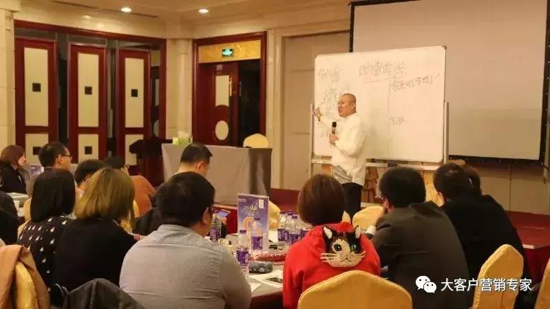 大客户怎样才会愿意接受你的推销,做销售怎么才能让客户主动找你