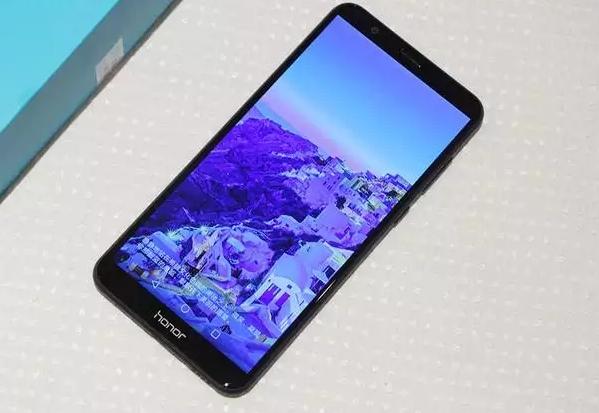 《绝地求生》真正的吃鸡手游来了，又是腾讯游戏？