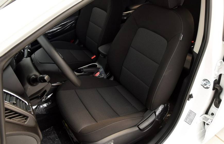 10万起步的韩系车，月销1.8万台，居然没有车身稳定系统？