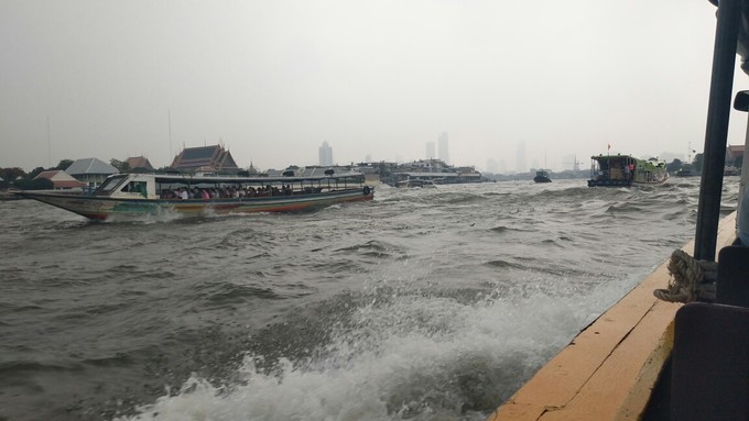 在泰国和泰国人对话,在泰国旅游怎么沟通