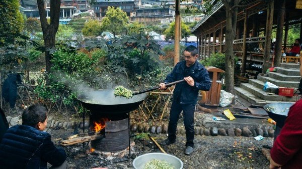 跟着圣玉去旅行，做一个水姑娘