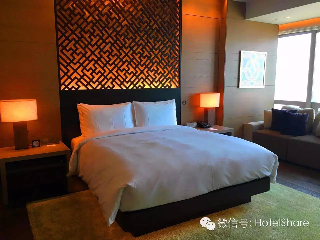 63楼泳池望月、70楼酒吧摘星，广州柏悦|探店首发